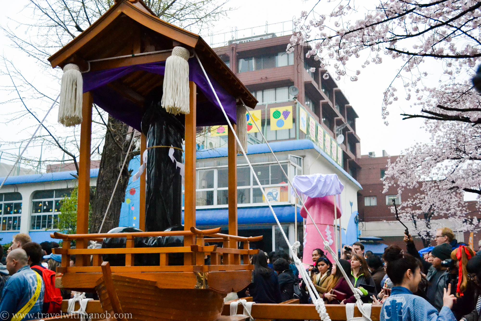 kanamaramatsuri10 Travels With Nano